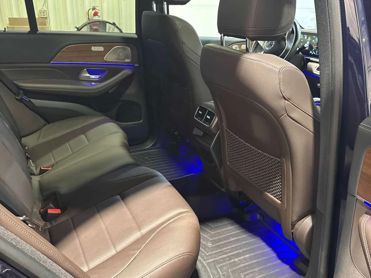 Mercedes-Benz GLE 350 * ПРЕДСТАВИТЕЛСТВО * BURMESTER * ПОДГРЕВИ * 360 * , снимка 11 - Автомобили и джипове - 53892140