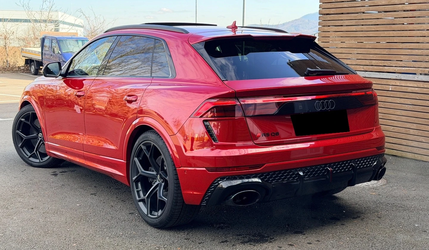 Audi RSQ8 PERFORMANCE 4.0 Quattro , снимка 2 - Автомобили и джипове - 53905100