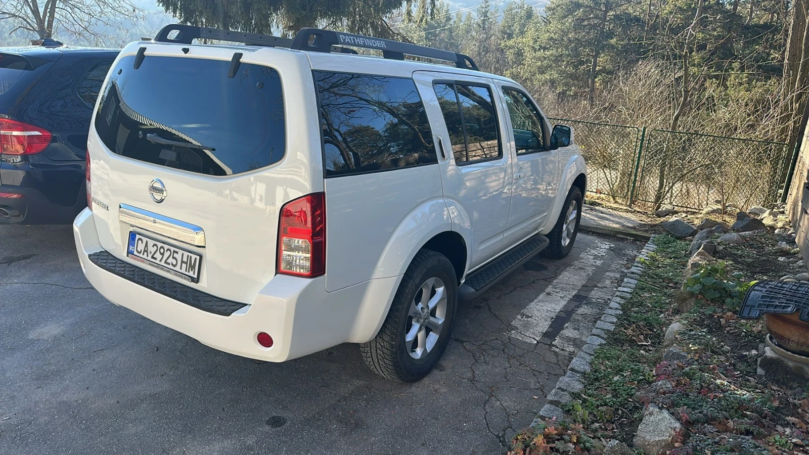 Nissan Pathfinder, снимка 5 - Автомобили и джипове - 54049896