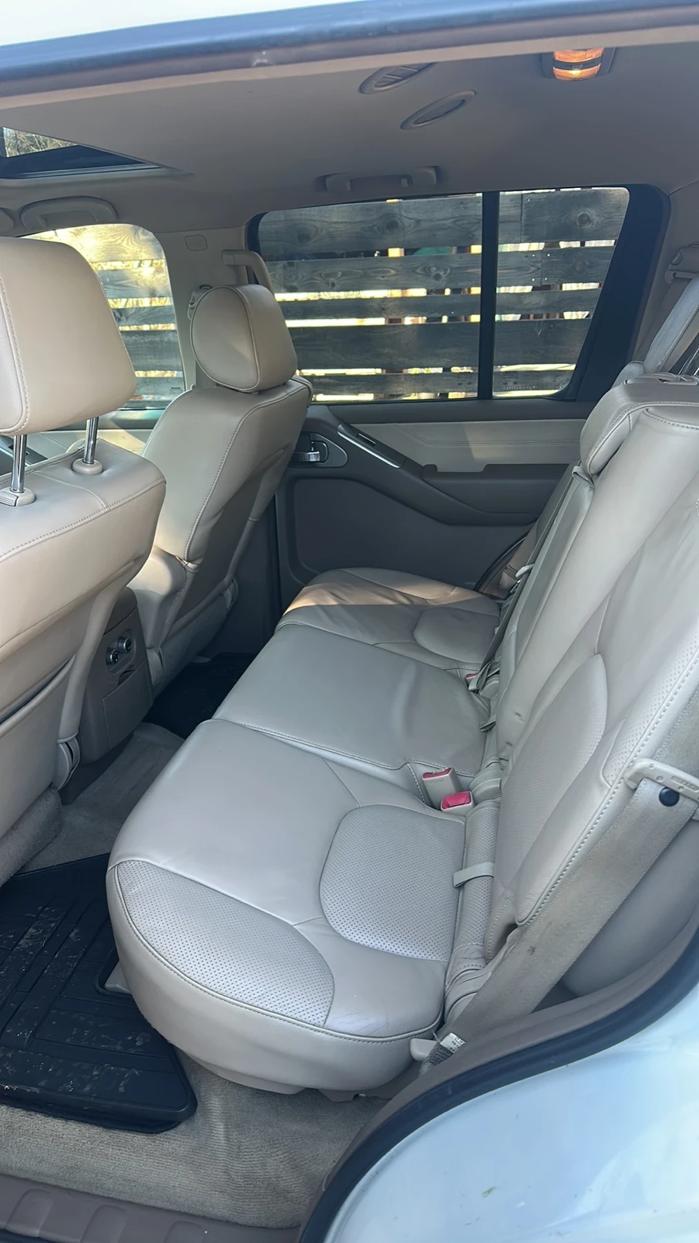 Nissan Pathfinder, снимка 9 - Автомобили и джипове - 54049896