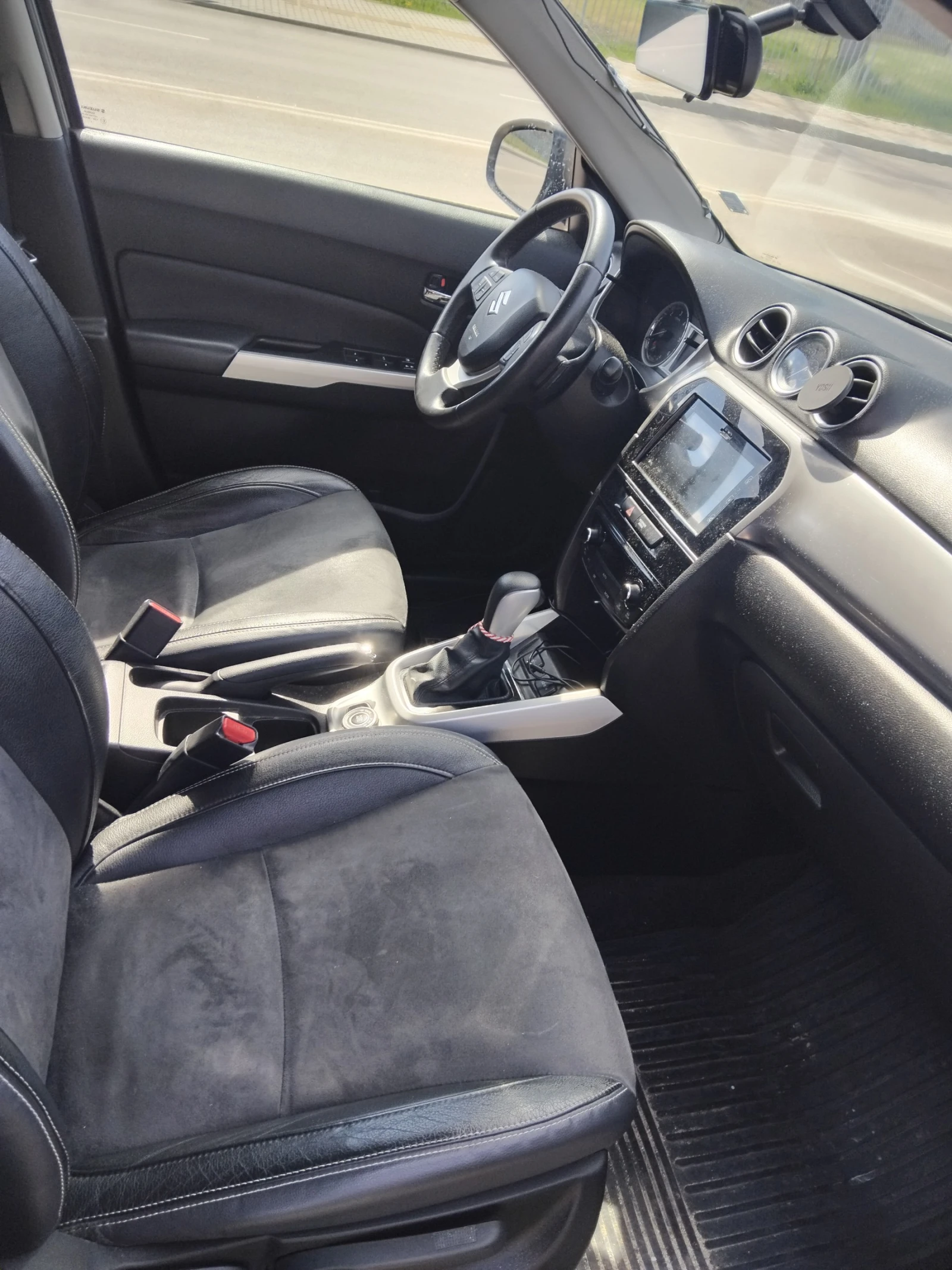 Suzuki Vitara 1.6DDIS, снимка 3 - Автомобили и джипове - 54125581