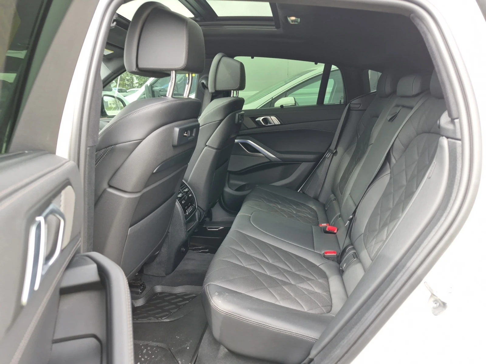 BMW X6 XDRIVE40I* * CARFAX * * АВТО КРЕДИТ * * , снимка 8 - Автомобили и джипове - 54145363