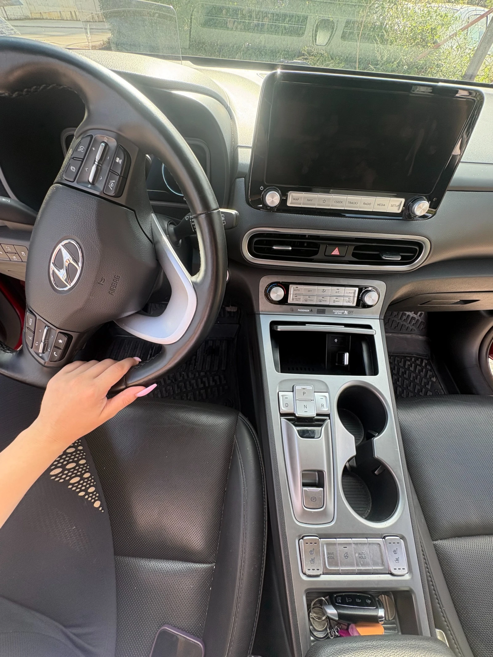 Hyundai Kona Ultimate-нова батерия, снимка 8 - Автомобили и джипове - 55877658