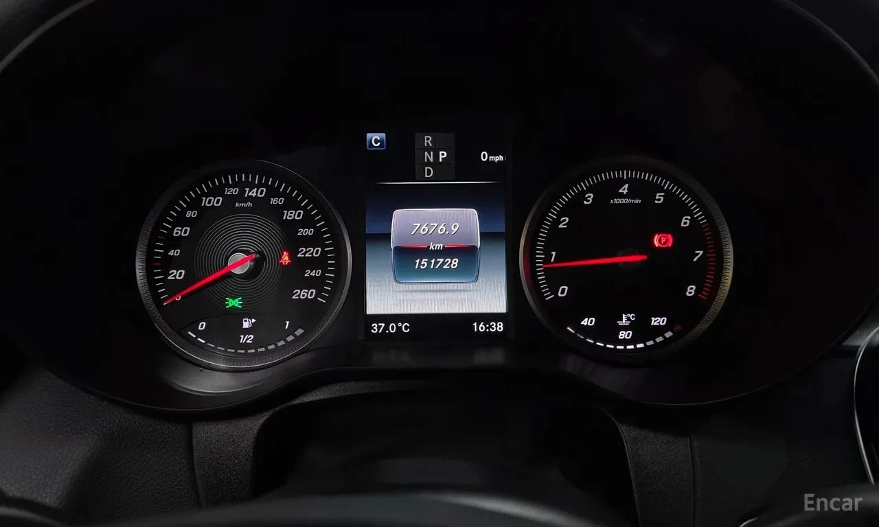 Mercedes-Benz GLC * GLC300 4MATIC Coupe * ЦЕНА ДО БГ, снимка 9 - Автомобили и джипове - 55887504