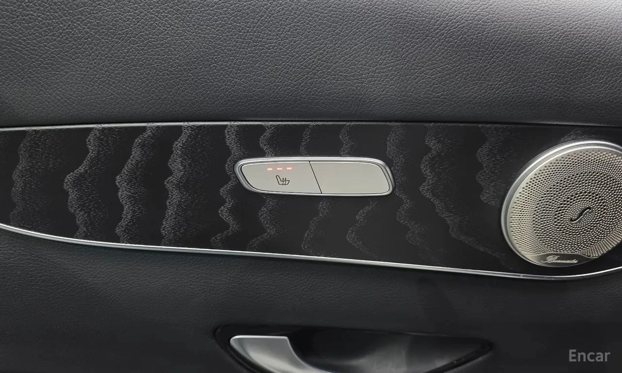Mercedes-Benz GLC * GLC300 4MATIC Coupe * ЦЕНА ДО БГ, снимка 13 - Автомобили и джипове - 55887504
