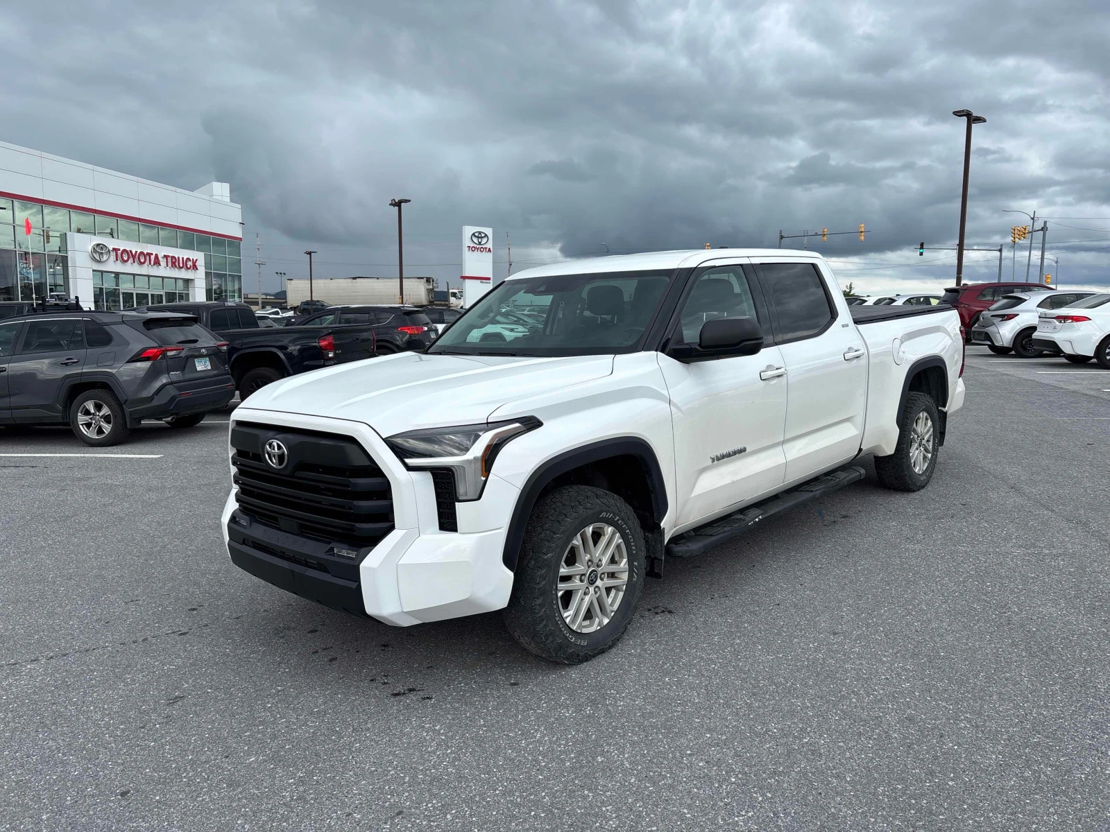 Toyota Tundra * SR5 * АВТОКРЕДИТ БЕЗ ПЪРВОНАЧАЛНА ВНОСКА* 