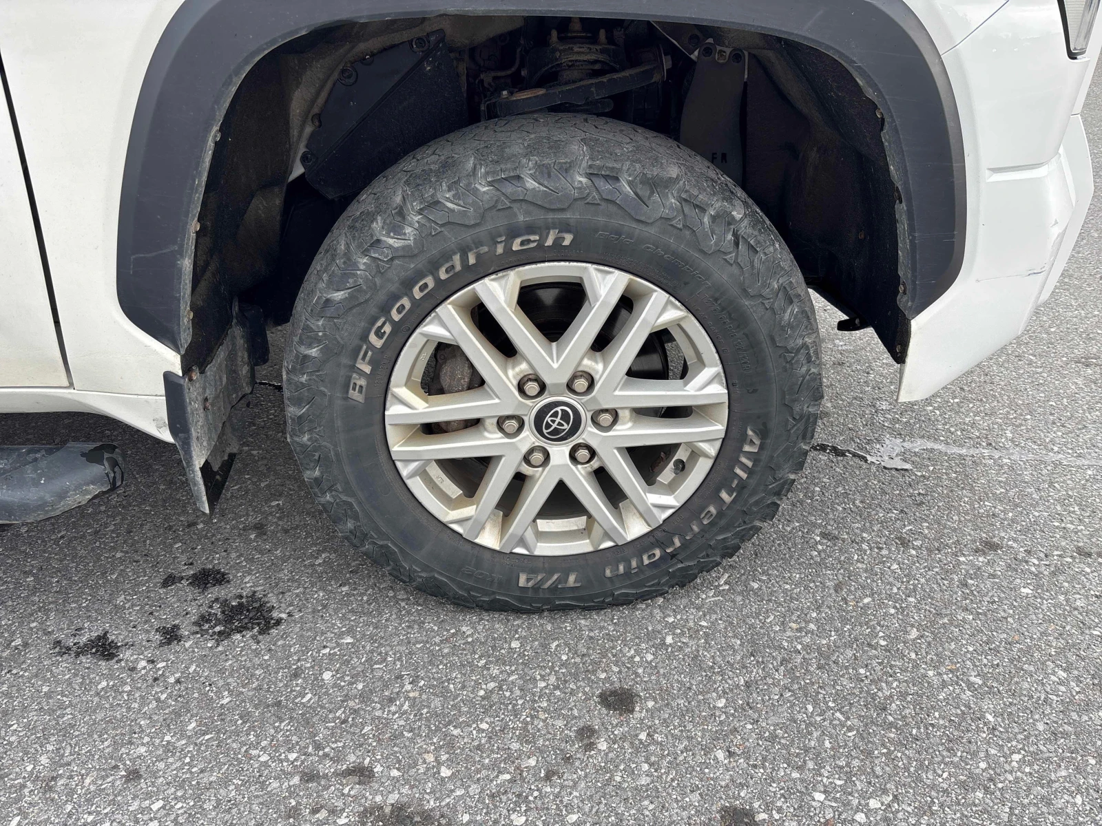 Toyota Tundra * SR5 * АВТОКРЕДИТ БЕЗ ПЪРВОНАЧАЛНА ВНОСКА* , снимка 7 - Автомобили и джипове - 55988645