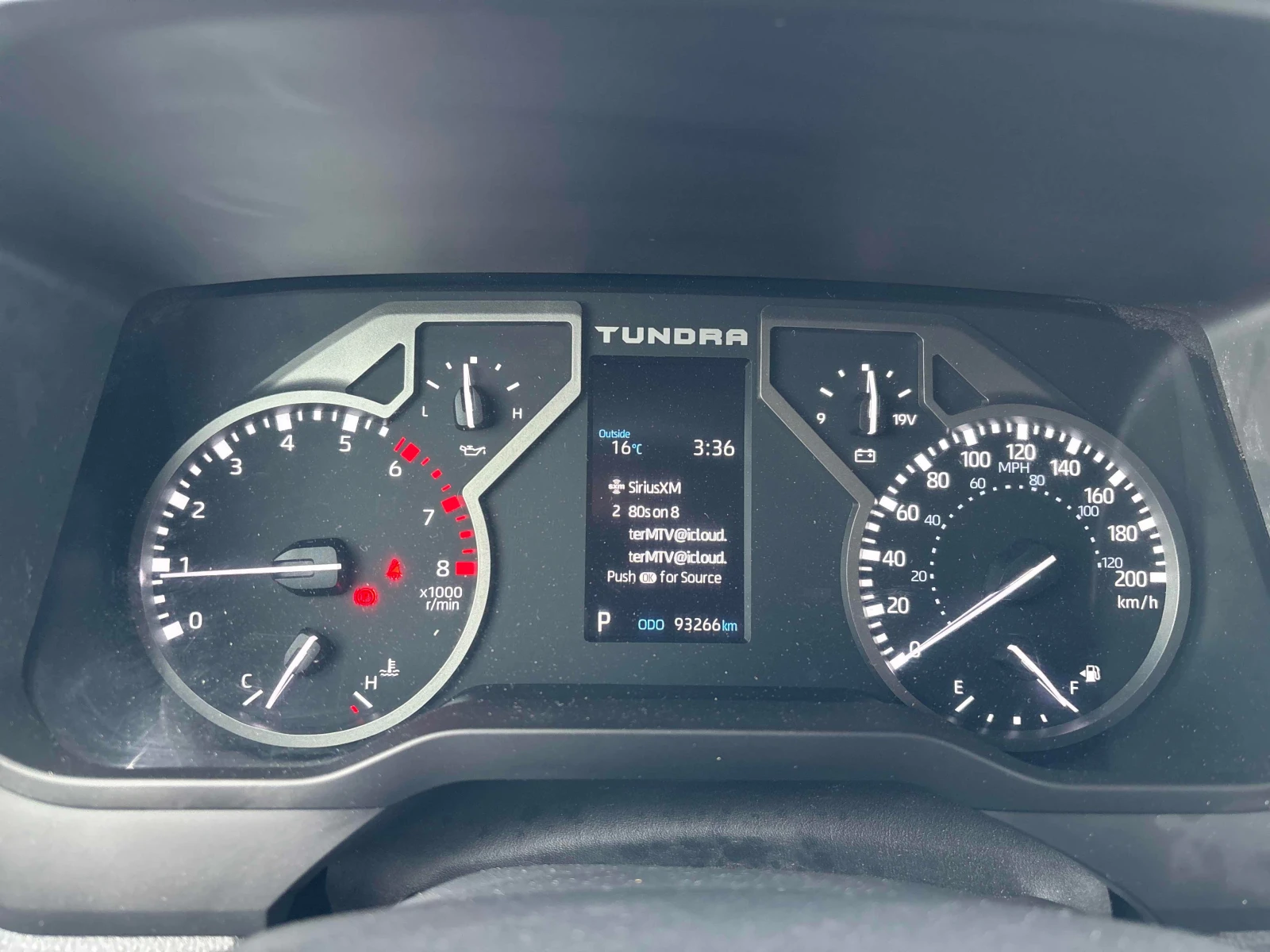 Toyota Tundra * SR5 * АВТОКРЕДИТ БЕЗ ПЪРВОНАЧАЛНА ВНОСКА* , снимка 8 - Автомобили и джипове - 55988645