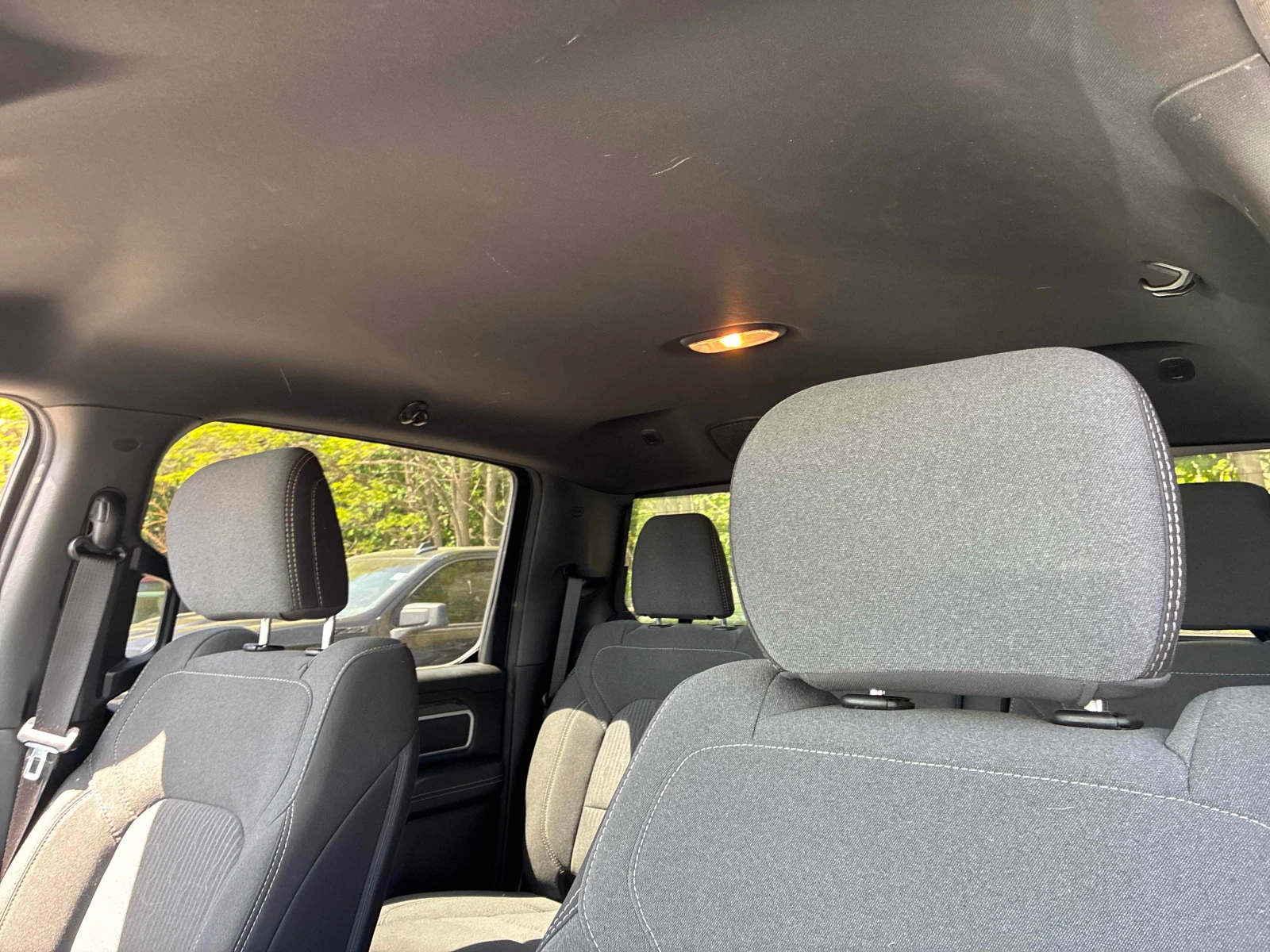 Dodge RAM 1500 * Big Horn * CARFAX * АВТОКРЕДИТ* , снимка 11 - Автомобили и джипове - 56070715