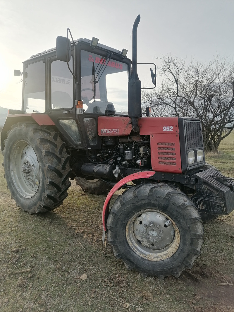 Трактор Беларус  952, снимка 4 - Селскостопанска техника - 40104074
