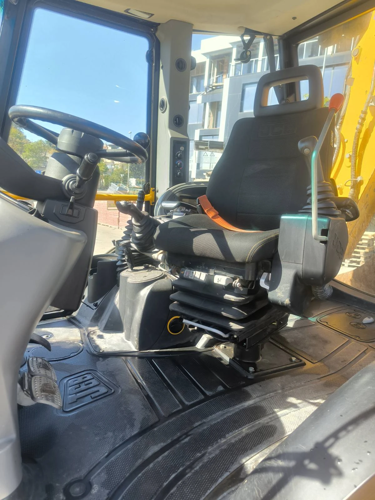 Багер JCB 3CX PLUS  - изображение 6