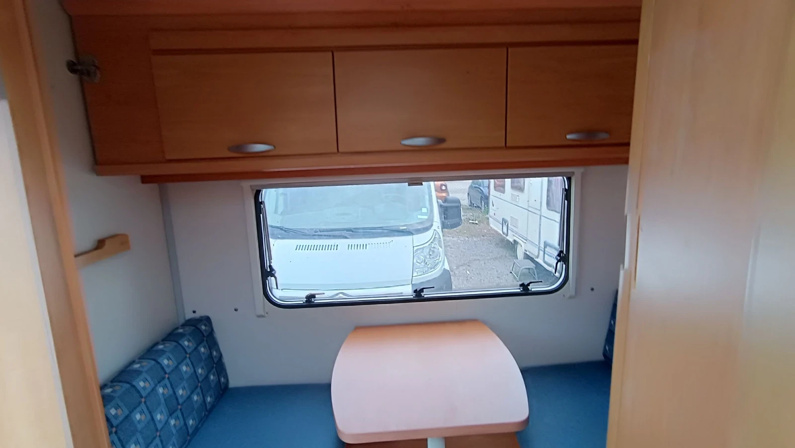 Каравана Knaus Eifelland Holiday 395 - изображение 5