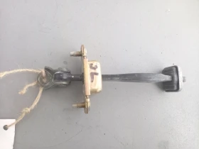 Панта врата задна лява ограничителна Субару Легаси (1)