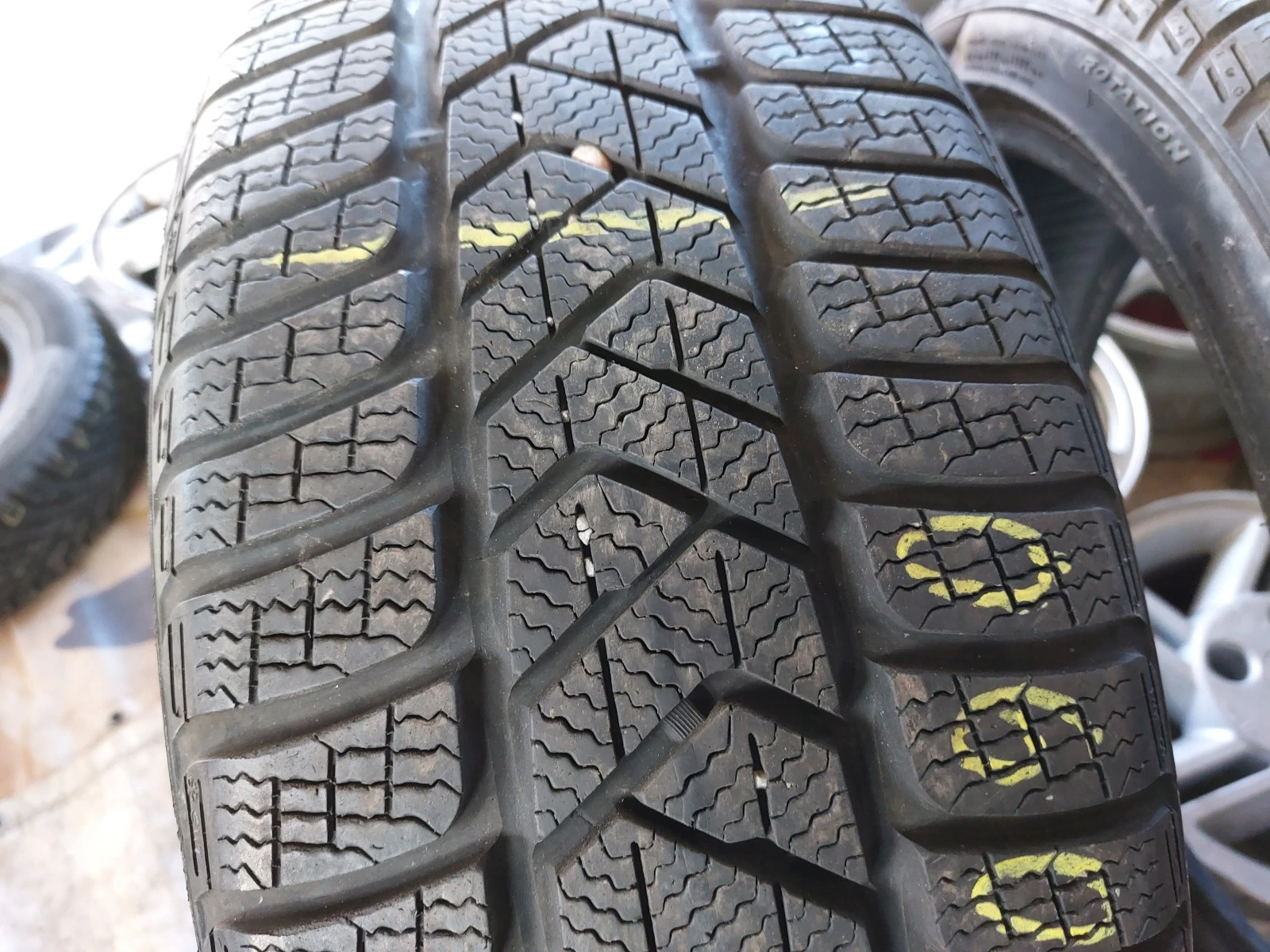  225/40R18 | Mobile.bg   3