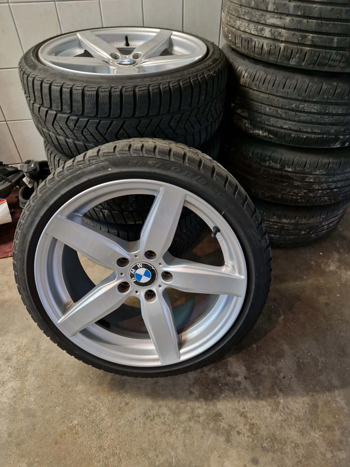 Гуми с джанти Pirelli 225/45R18