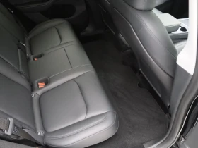 Tesla Model Y Performance, снимка 10