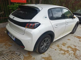Peugeot 208 Allure e-208, 45000км, снимка 4