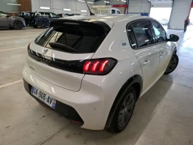 Peugeot 208 Allure e-208, 45000км, снимка 11