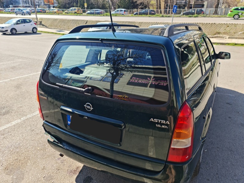 Opel Astra 1.6 16v, снимка 8 - Автомобили и джипове - 45870356