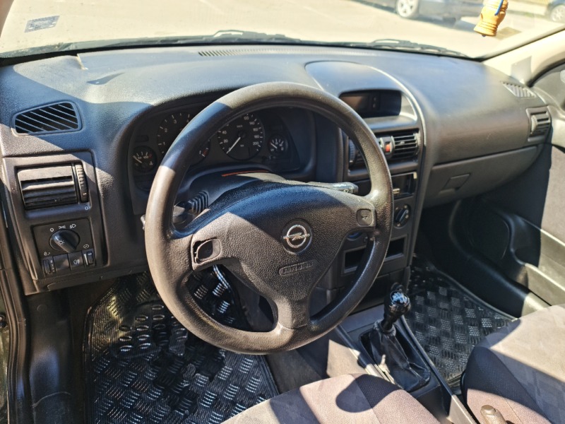 Opel Astra 1.6 16v, снимка 5 - Автомобили и джипове - 45870356