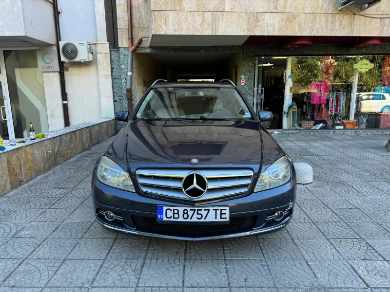 Mercedes-Benz C 220 2.2cdi!Ръчни скорости!, снимка 2 - Автомобили и джипове - 46853935