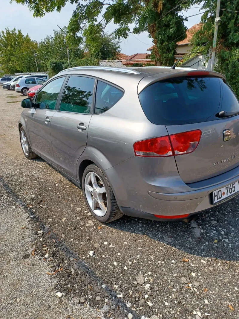 Seat Altea XL  TDI2.0 140k.c, снимка 6 - Автомобили и джипове - 48396695