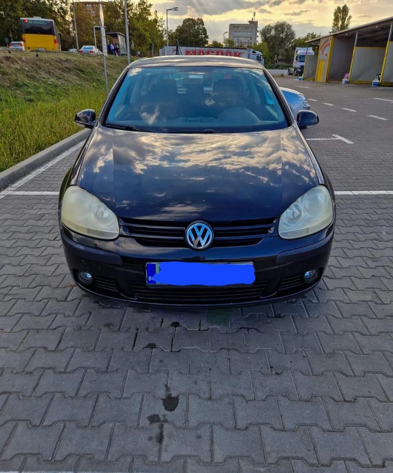 VW Golf, снимка 1 - Автомобили и джипове - 47605219