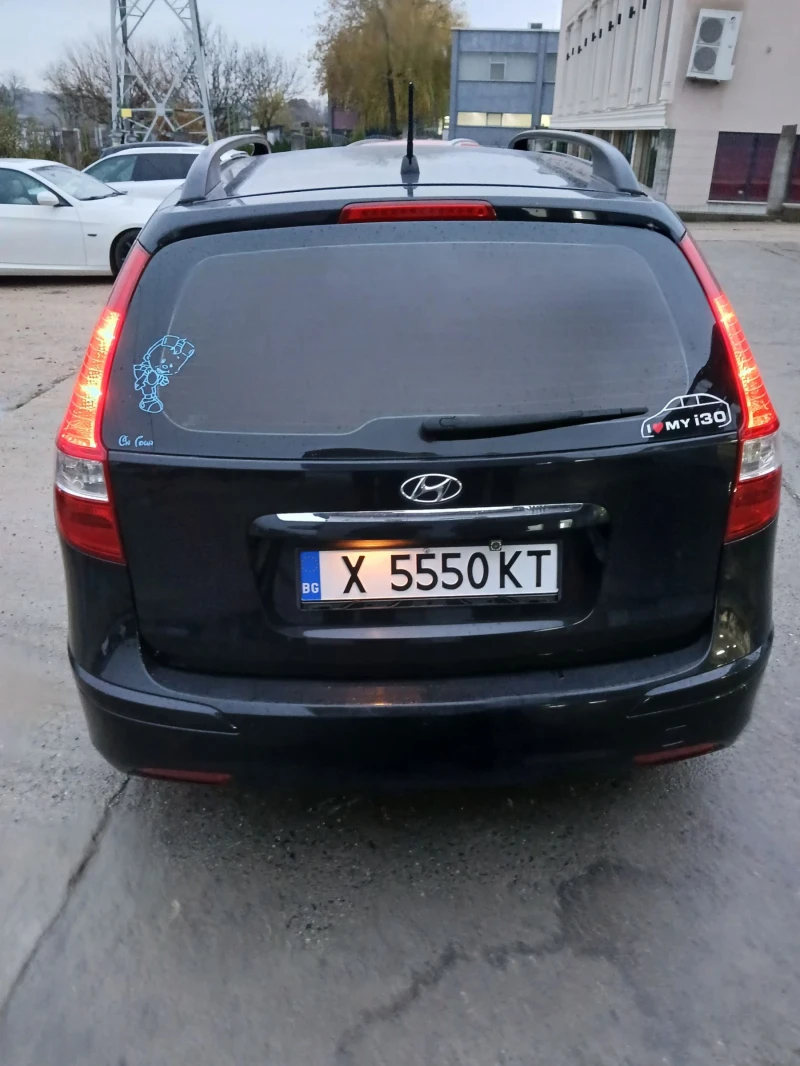 Hyundai I30 Комби, снимка 3 - Автомобили и джипове - 47983181