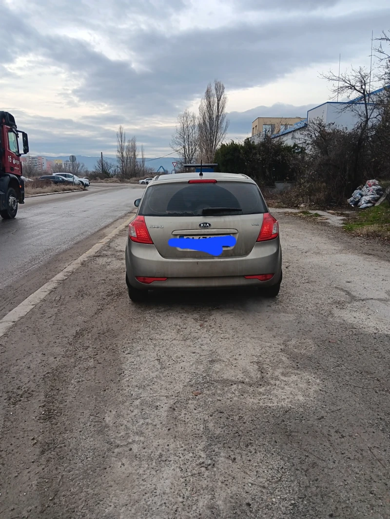 Kia Ceed, снимка 3 - Автомобили и джипове - 48637447