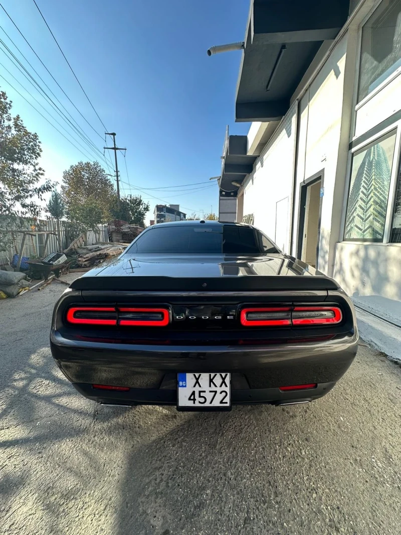 Dodge Challenger, снимка 4 - Автомобили и джипове - 48664982