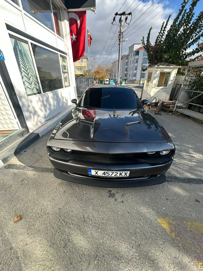 Dodge Challenger, снимка 3 - Автомобили и джипове - 48664982