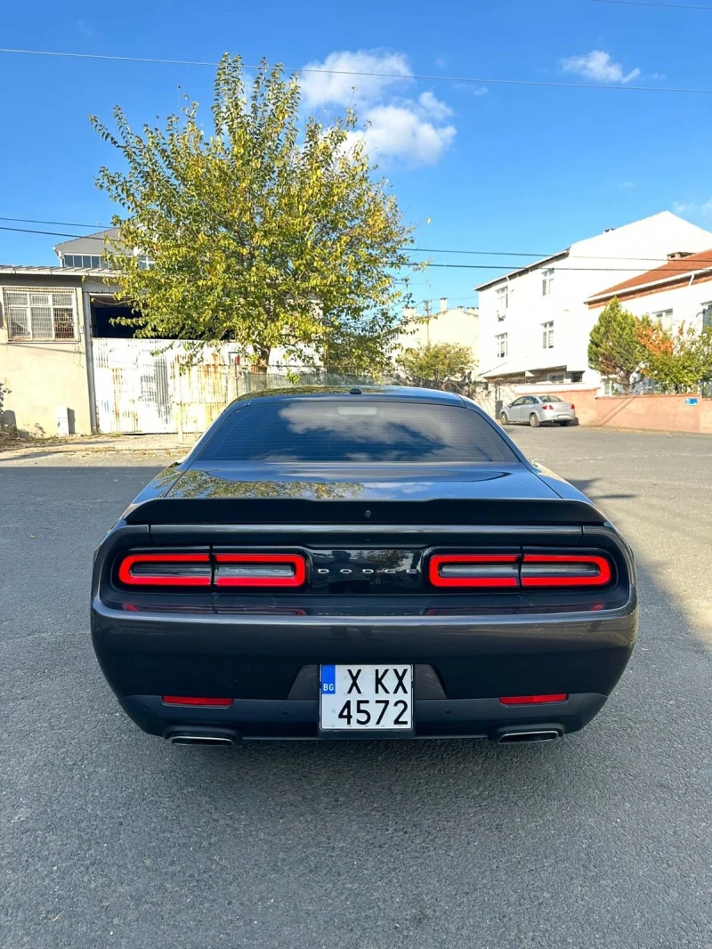 Dodge Challenger, снимка 5 - Автомобили и джипове - 48664982