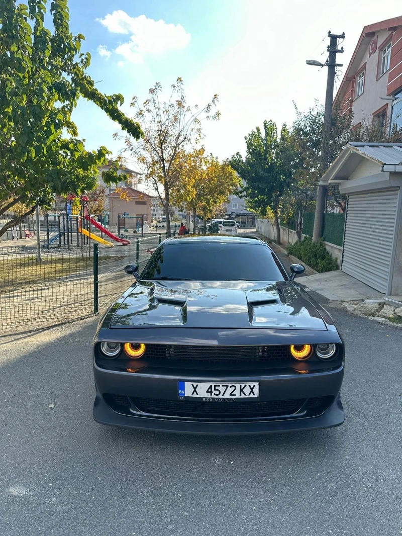 Dodge Challenger, снимка 1 - Автомобили и джипове - 48664982