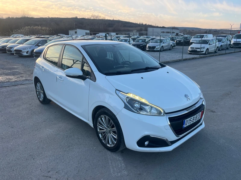 Peugeot 208 1.2, снимка 2 - Автомобили и джипове - 49066535