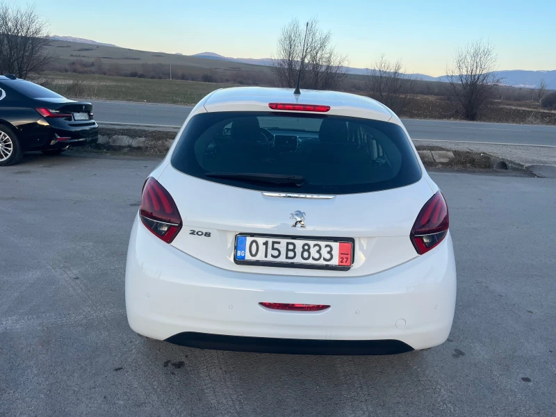 Peugeot 208 1.2, снимка 5 - Автомобили и джипове - 49066535