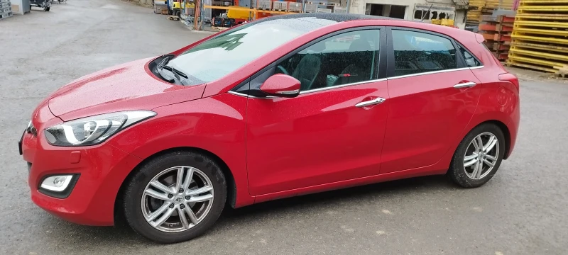 Hyundai I30 1.6 DШвейцария, снимка 2 - Автомобили и джипове - 49249159