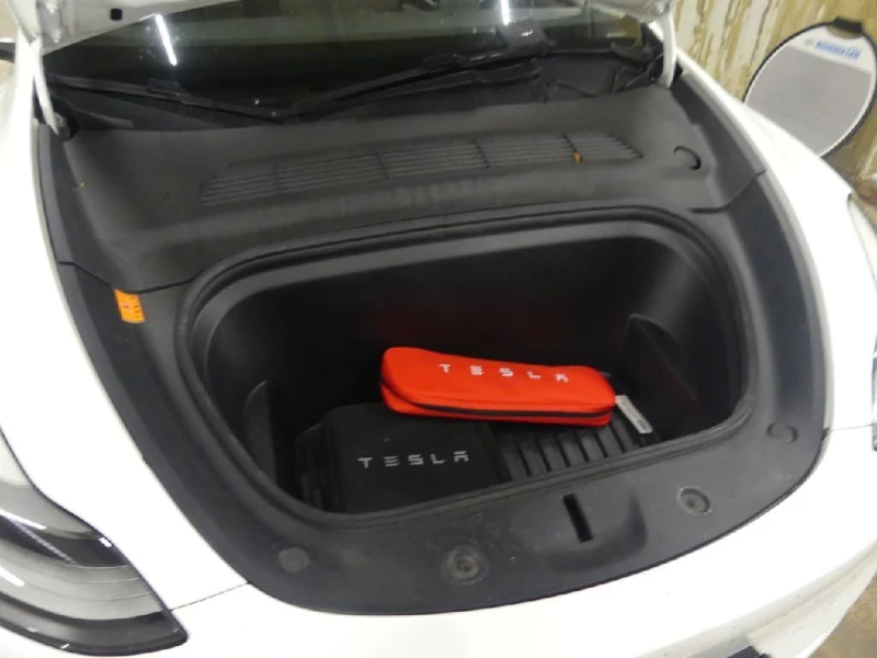 Tesla Model Y Performance, снимка 6 - Автомобили и джипове - 51537485