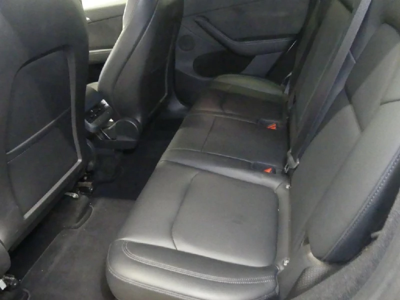 Tesla Model Y Performance, снимка 11 - Автомобили и джипове - 51537485