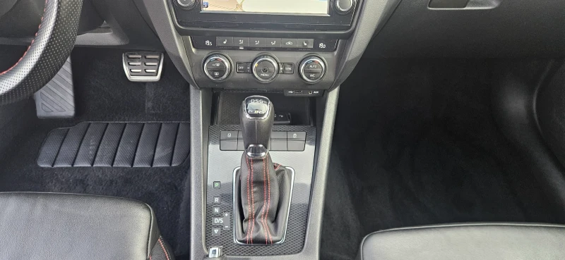 Skoda Octavia VRS ABT 156KW 212KS SWISS , снимка 14 - Автомобили и джипове - 52394050