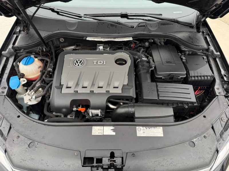 VW Passat 2.0TDI* 140к.с* 2013г* Топ Състояние* 211.000КМ* , снимка 17 - Автомобили и джипове - 52459205