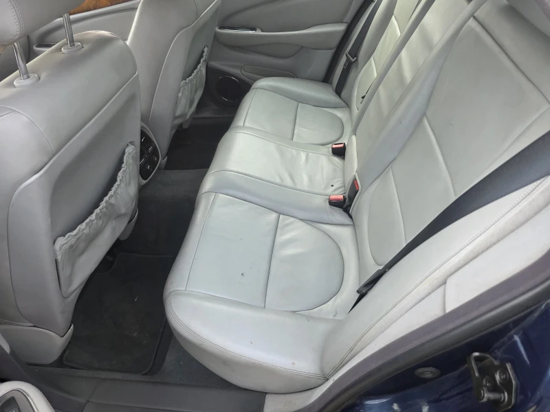 Jaguar Xj 2.7D 207kc. SOUVEREIGN LOUNGE, снимка 10 - Автомобили и джипове - 52807285