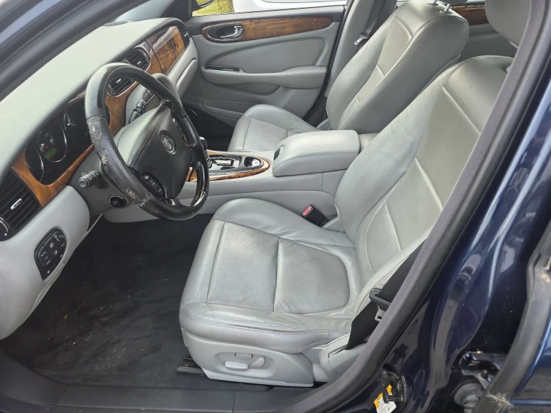 Jaguar Xj 2.7D 207kc. SOUVEREIGN LOUNGE, снимка 7 - Автомобили и джипове - 52807285