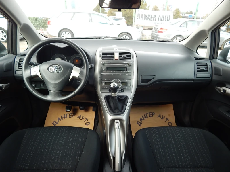 Toyota Auris 1.4D4D* 145000km.* EURO4* , снимка 14 - Автомобили и джипове - 53012080