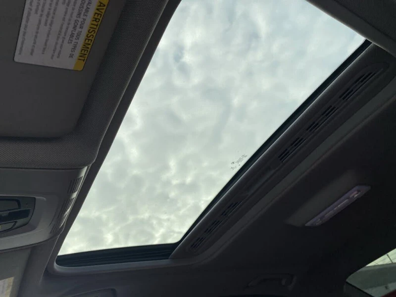 BMW 320 XDRIVE * PANO * ПОДГРЕВ * LED * NAVI * AUTOPILOT, снимка 8 - Автомобили и джипове - 53386444