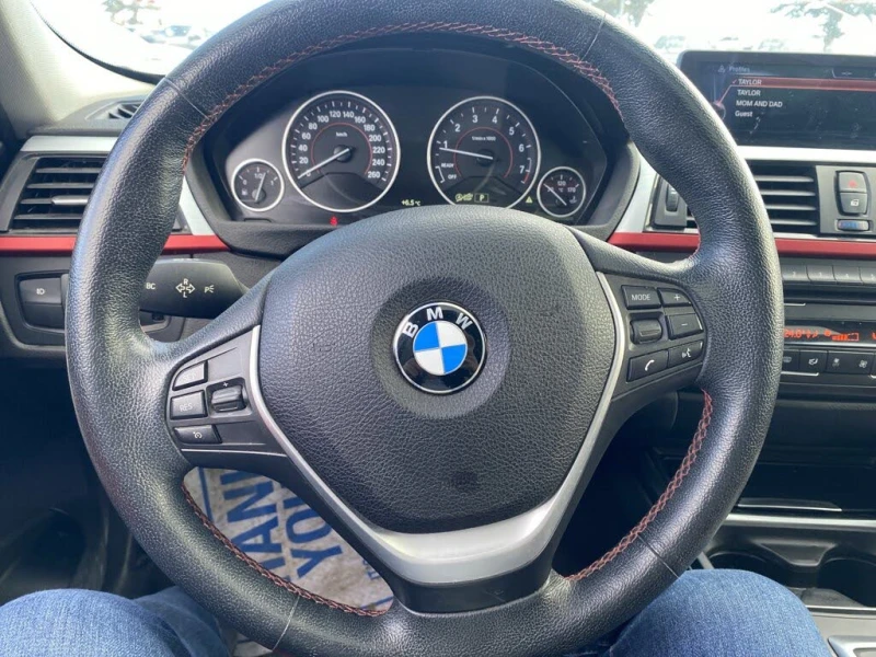 BMW 320 XDRIVE * PANO * ПОДГРЕВ * LED * NAVI * AUTOPILOT, снимка 13 - Автомобили и джипове - 53386444