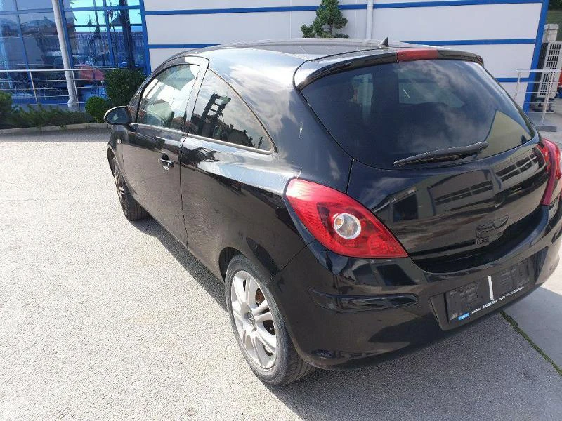 Opel Corsa 1.2, снимка 6 - Автомобили и джипове - 29677754