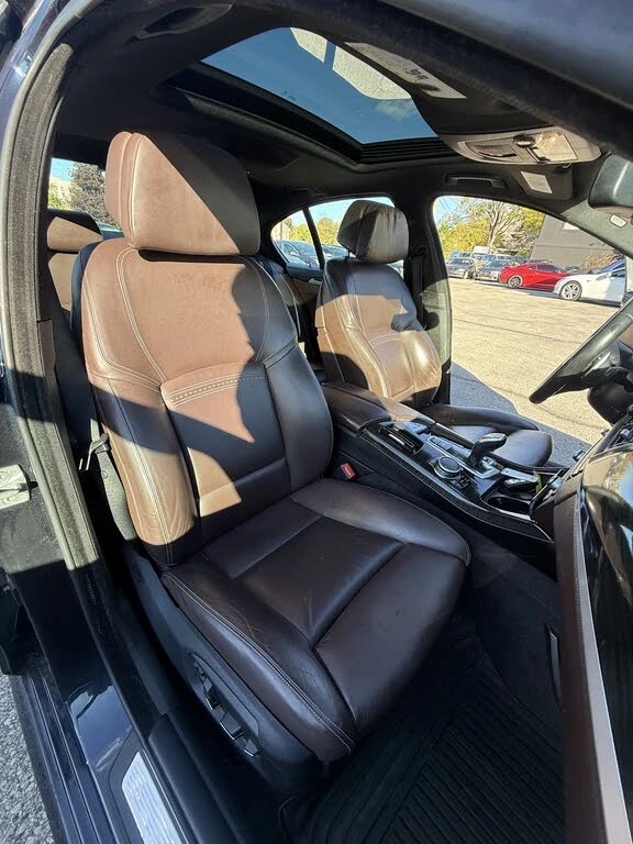 BMW 535 MPOWER KIT* SAT* DISTRONIC* DIGITAL* HEAD UP* , снимка 9 - Автомобили и джипове - 52815905