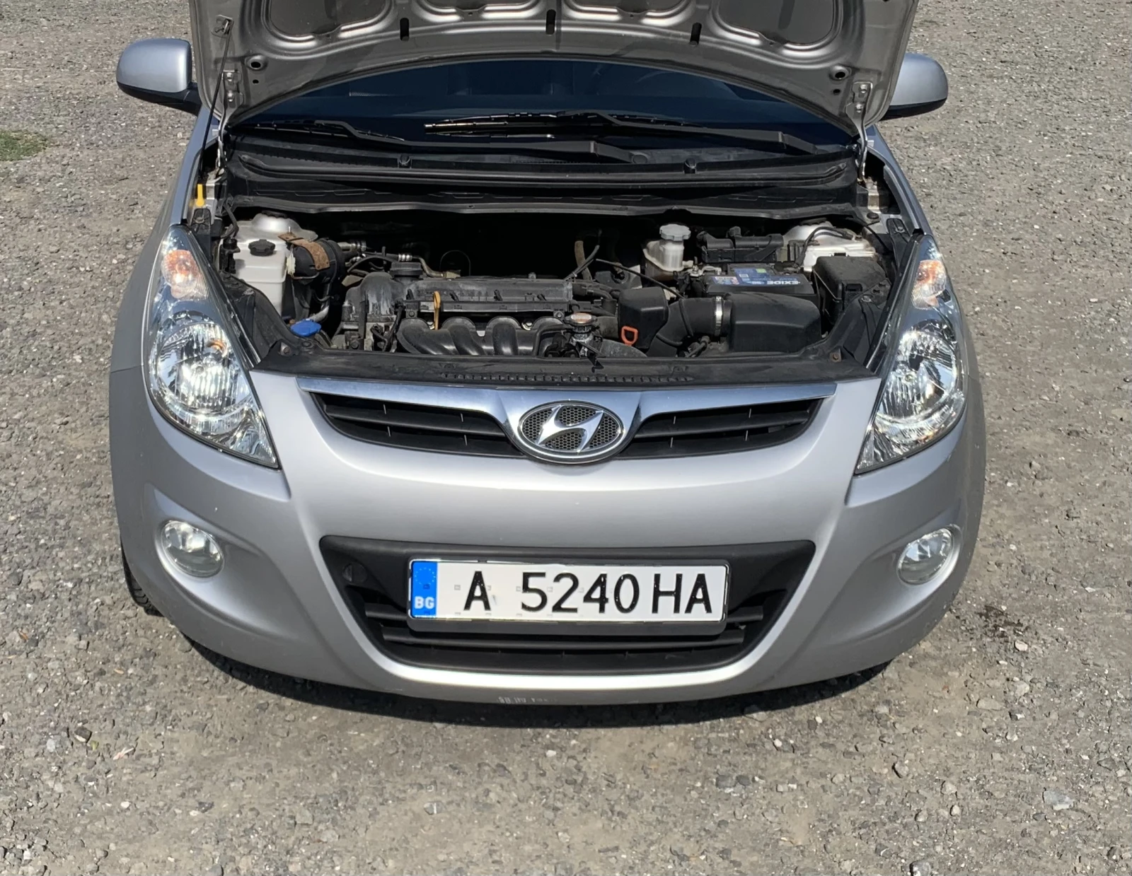 Hyundai I20  Automatic 1.6i (126к.с)БЕНЗИН - изображение 9