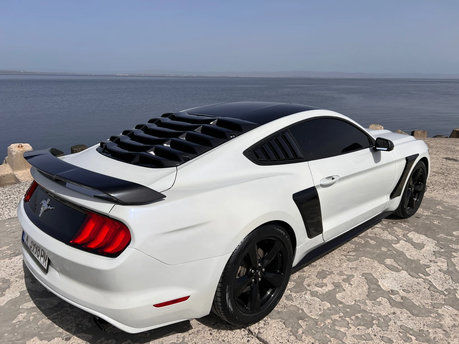 Ford Mustang V6 3, 7 310k.c - изображение 4