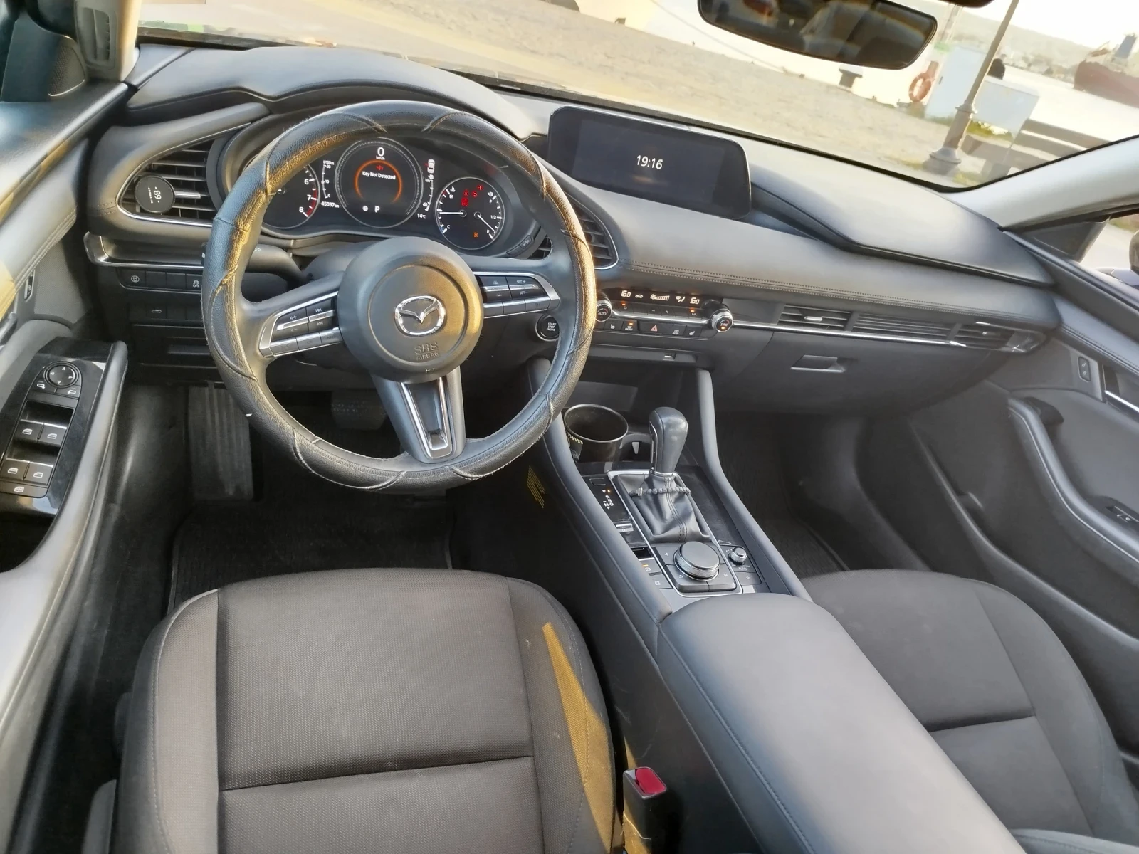 Mazda 3  - изображение 8